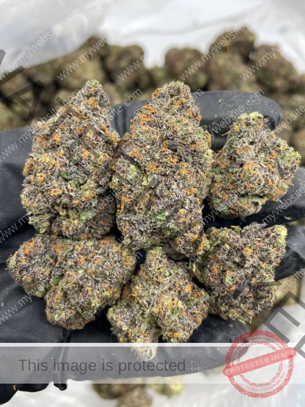 Buy Blue Candy Strain: Sweet Hybrid, Potent Effect & Flavor